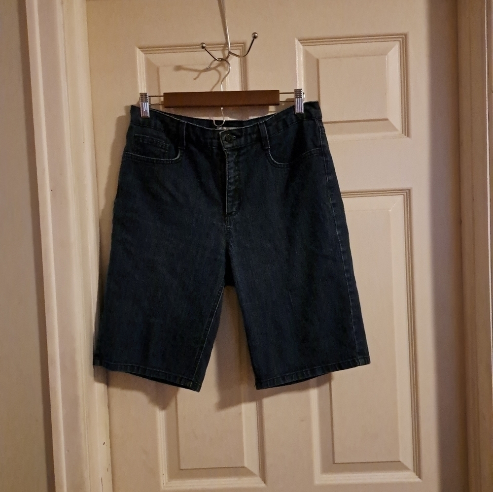 Jones New York Jean Shorts Size 12